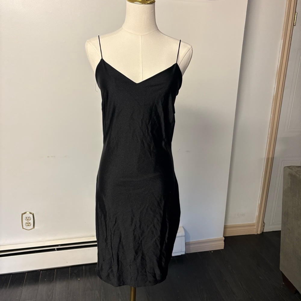 Elegant Black Midi Dress